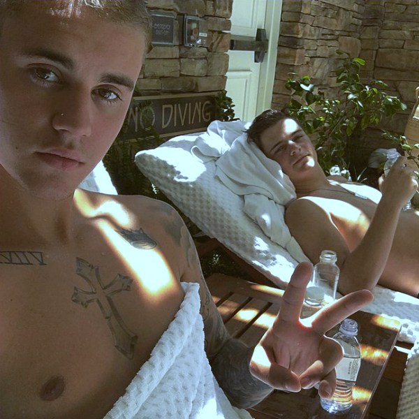 Justin Bieber Desnudo: La Verdad Detrás de las Fotos, los Vídeos y los Rumores Más Calientes 22