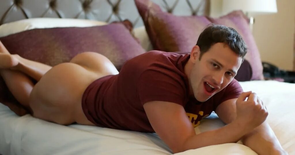 Bryan Hawn desnudo
