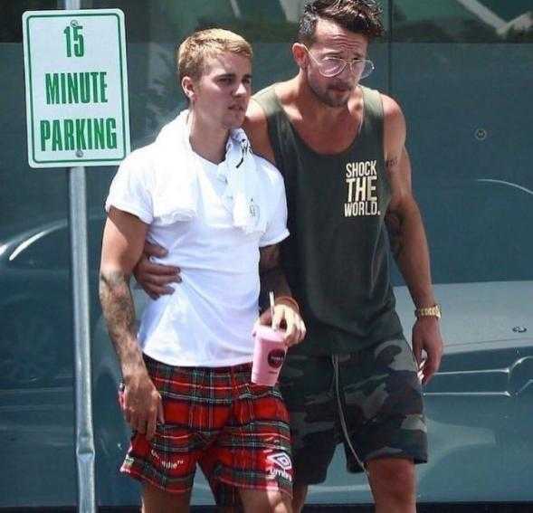 Justin Bieber Desnudo: La Verdad Detrás de las Fotos, los Vídeos y los Rumores Más Calientes 19